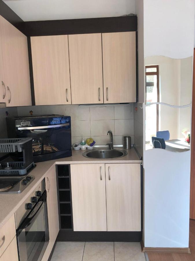 Διαμέρισμα One Bedroom Flat With Garden And Barbeque *